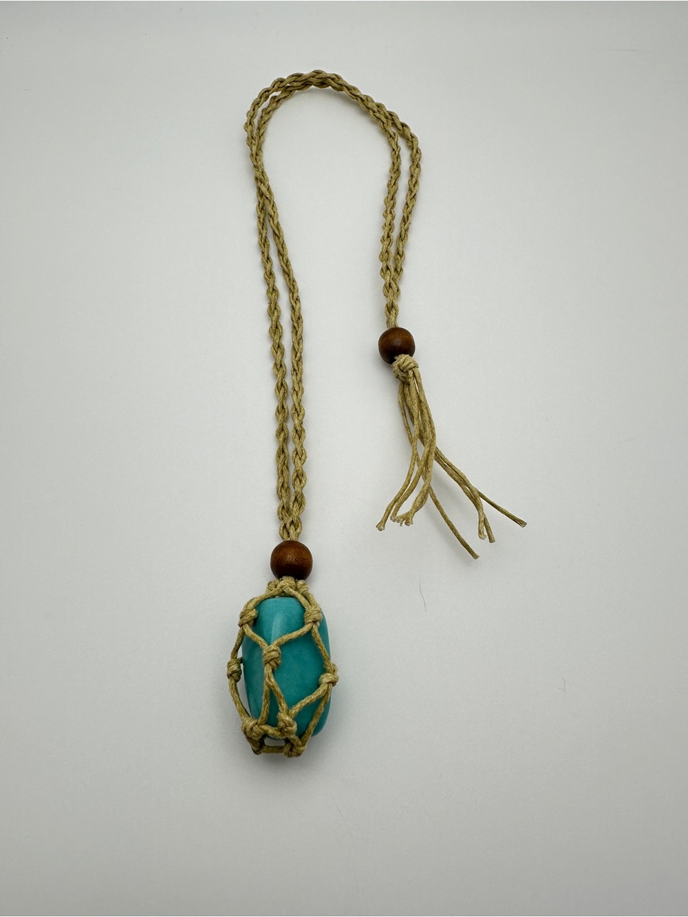 Handmade Turquoise Stone Macramé Pendant Necklace - Natural Boho Style